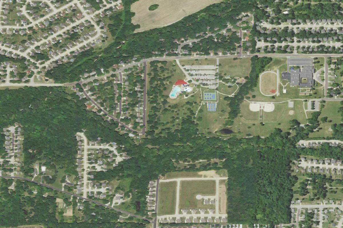 Aerial view of Albert-Oakland Park Disc Golf Course (Front)